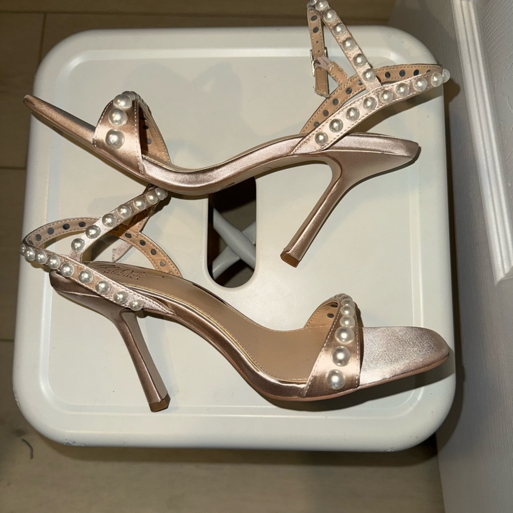Badgley Mischka Pearl-Studded Champagne Heels - NEVER USED For bridal/with tags